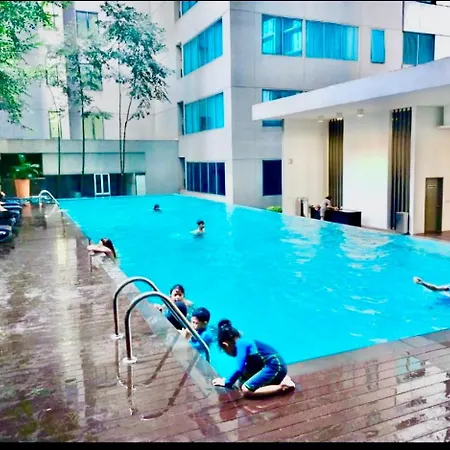 Summer Suites By Klcc Kuala Lumpur Bagian luar foto