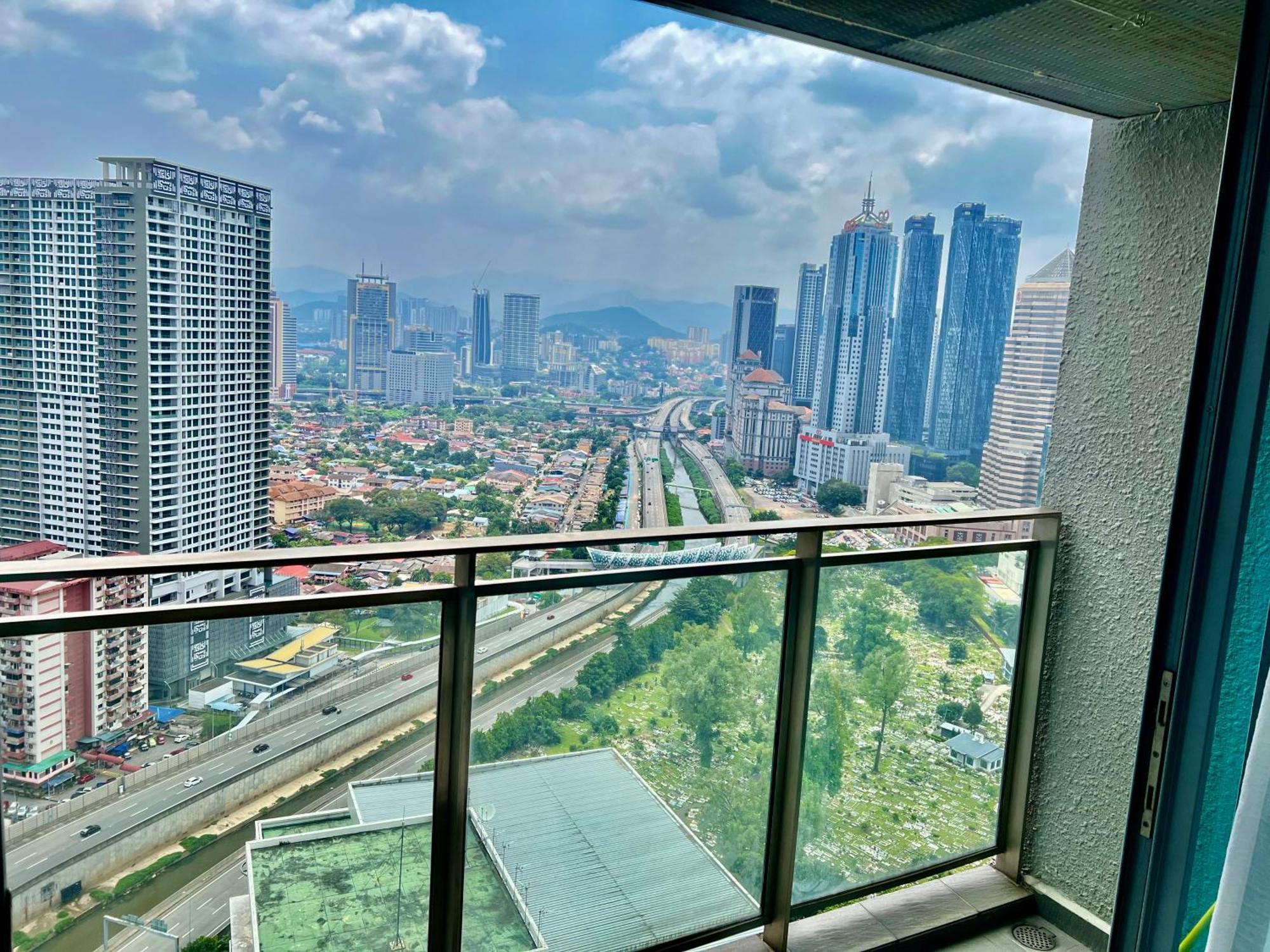 Summer By Klcc * Kuala Lumpur